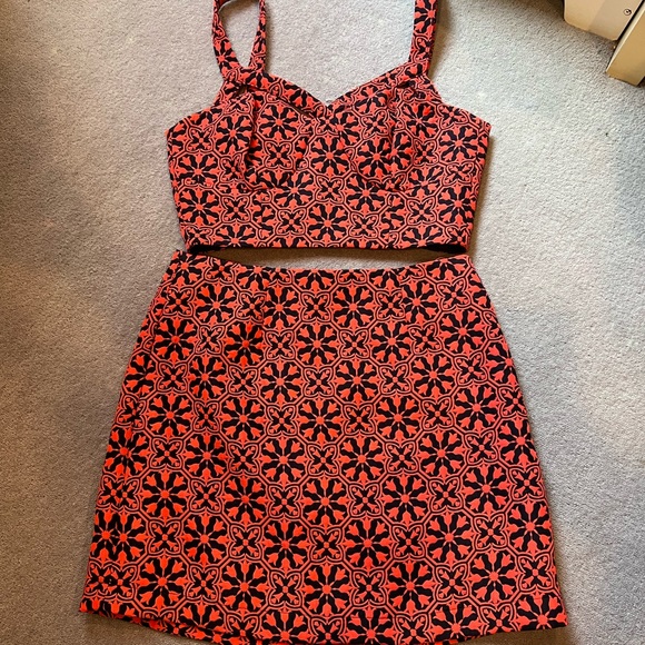 Forever 21 Other - BNWOT FOREVER 21 crop top & skirt set